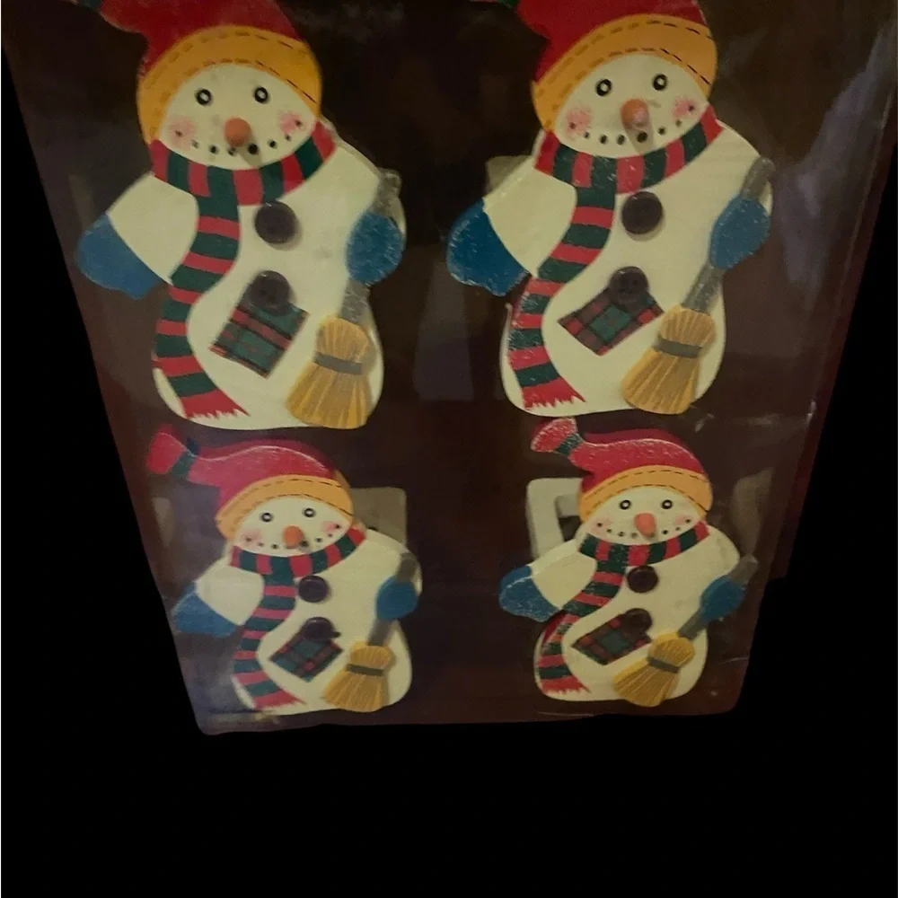 Vintage Dead stock Set of 4 Wooden 4”Snowman Napkin Rings Christmas Decor